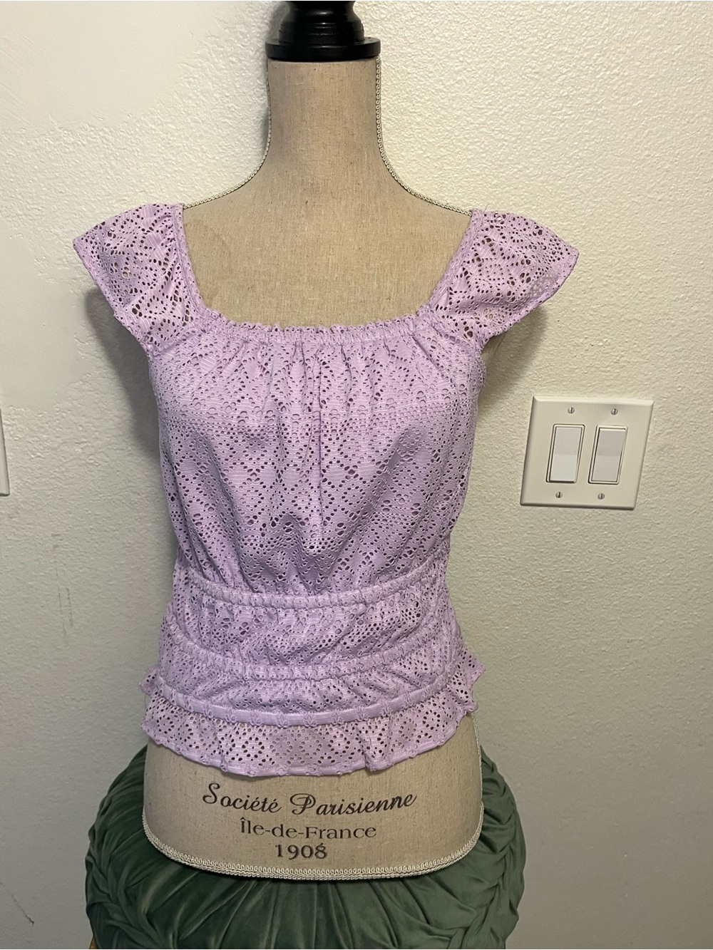 SO Lavender Eyelet Square-Neck Peplum Top